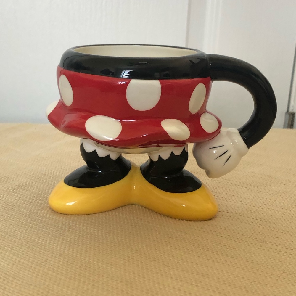 Disney World Minnie Mouse half body / skirt legs mug NWT